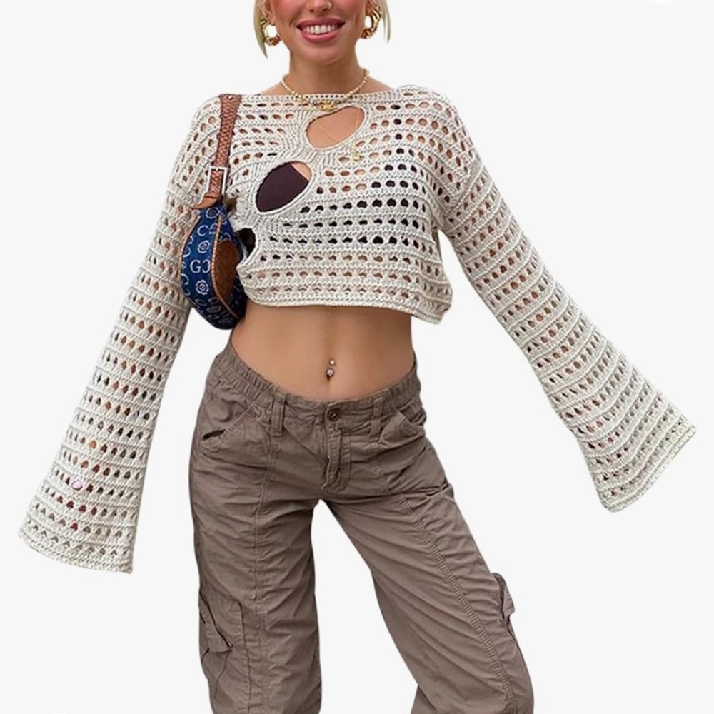 Cropped long sleeve top